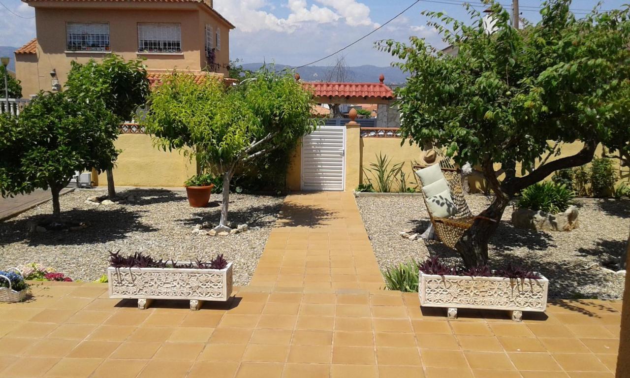 Chalet privado con piscina y barbacoa Tarragona Exterior foto