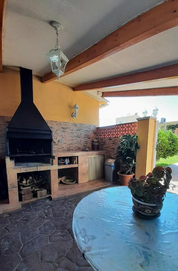 Chalet privado con piscina y barbacoa Tarragona Exterior foto